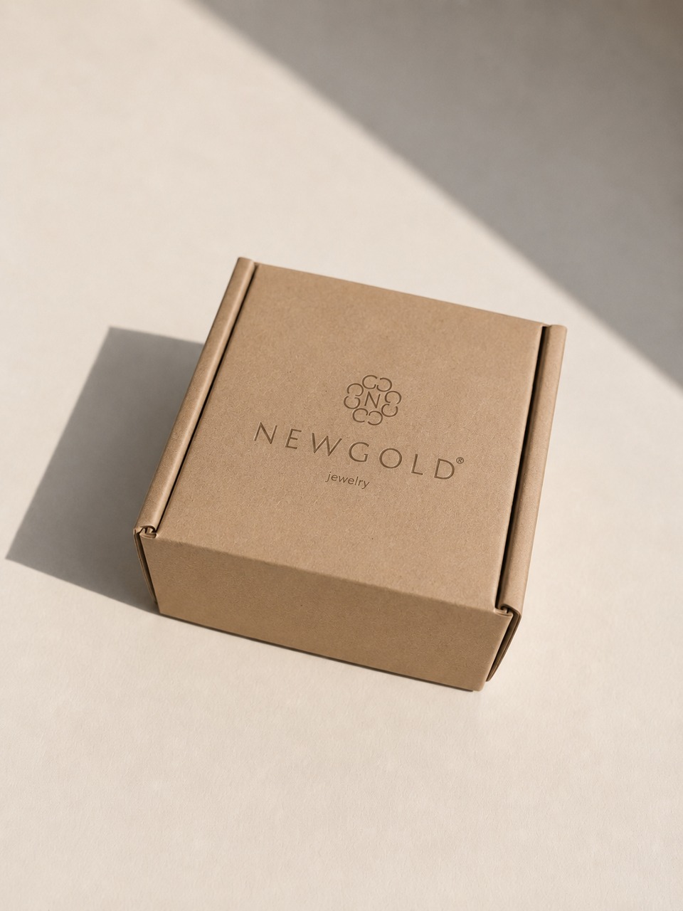 Фирменная коробка NEWGOLD