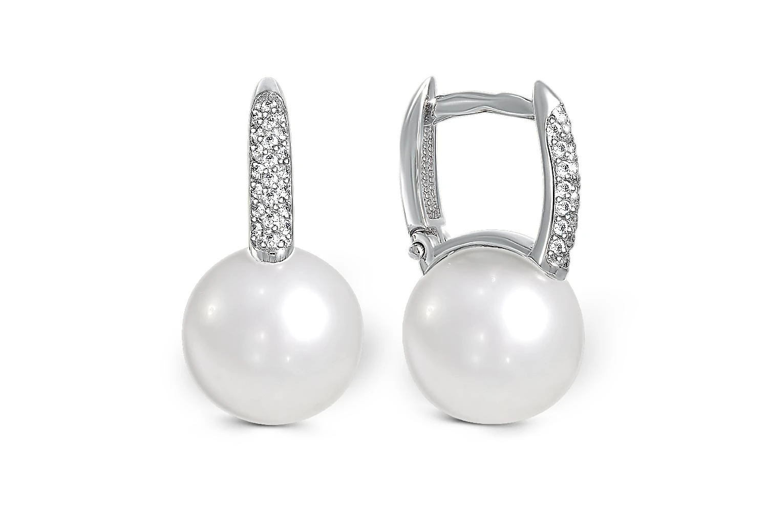 Серьги из белого золота с 2 жемчужинами и 44 бриллиантами