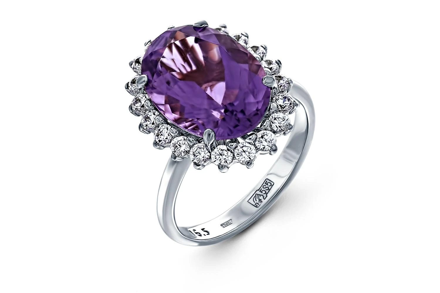 Кольцо из белого золота с аметистом и 20 фианитами
