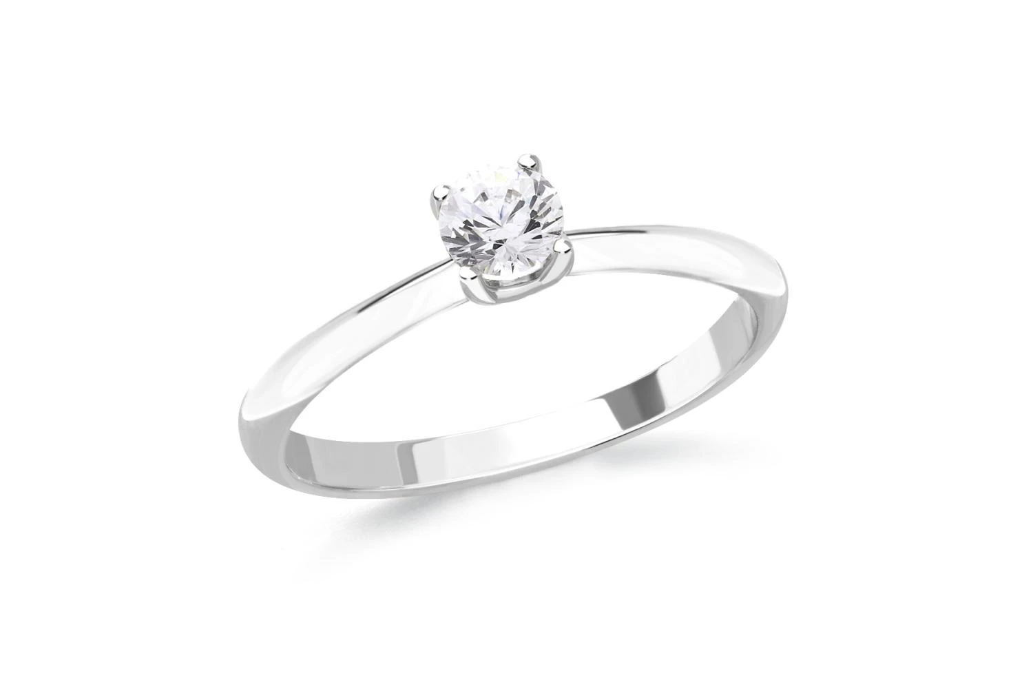 Кольцо из белого золота с муассанитом