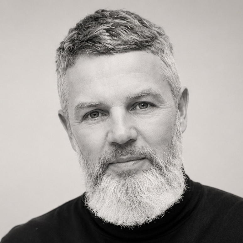 Андрей Волков