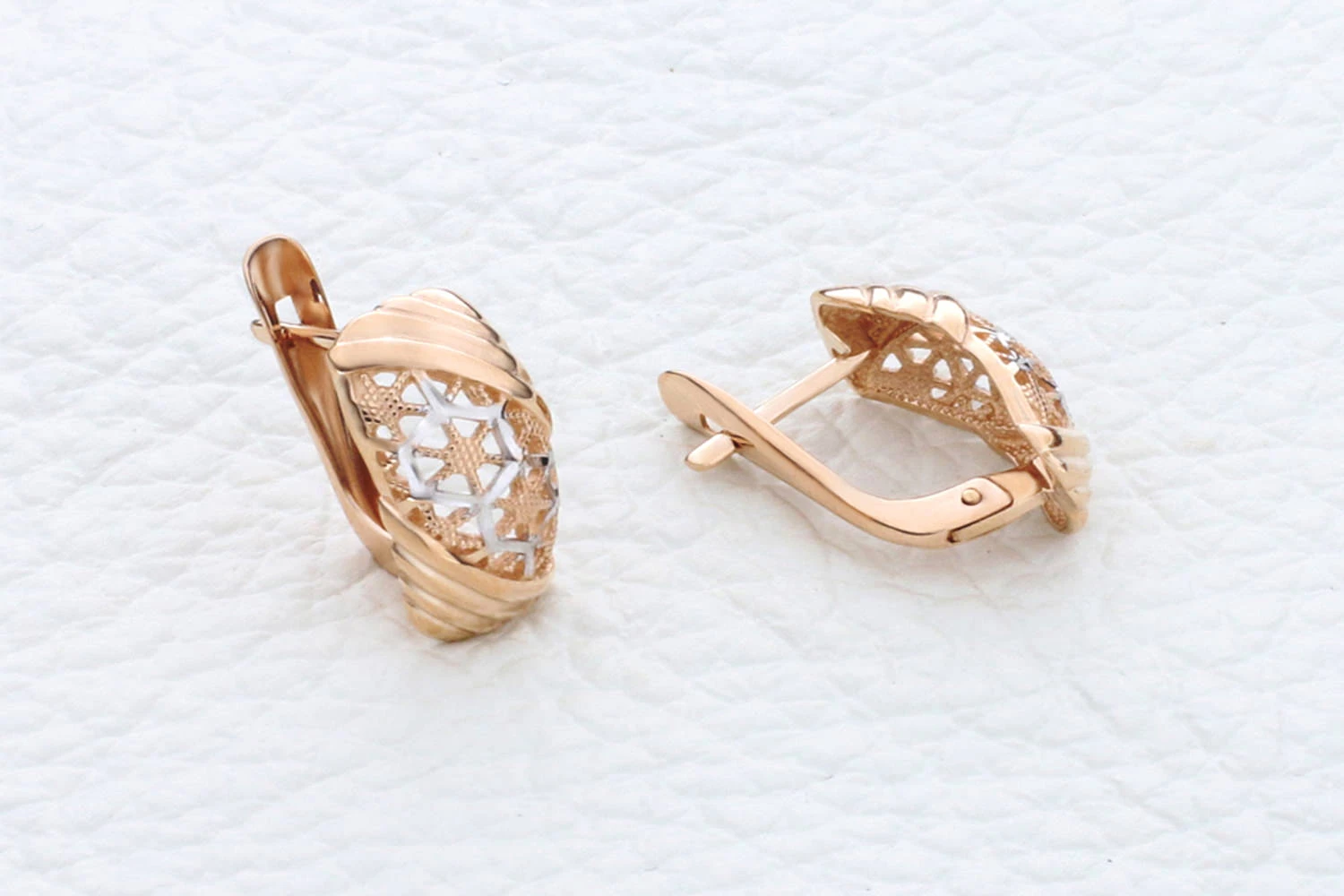 Серьги из красного золота без вставок