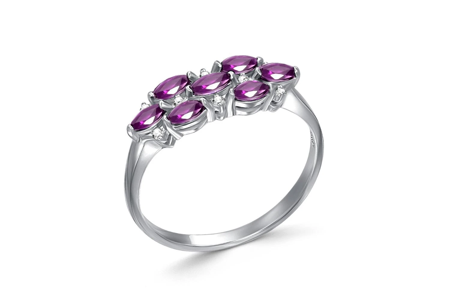 Кольцо из белого золота с 7 корундами и 8 бриллиантами