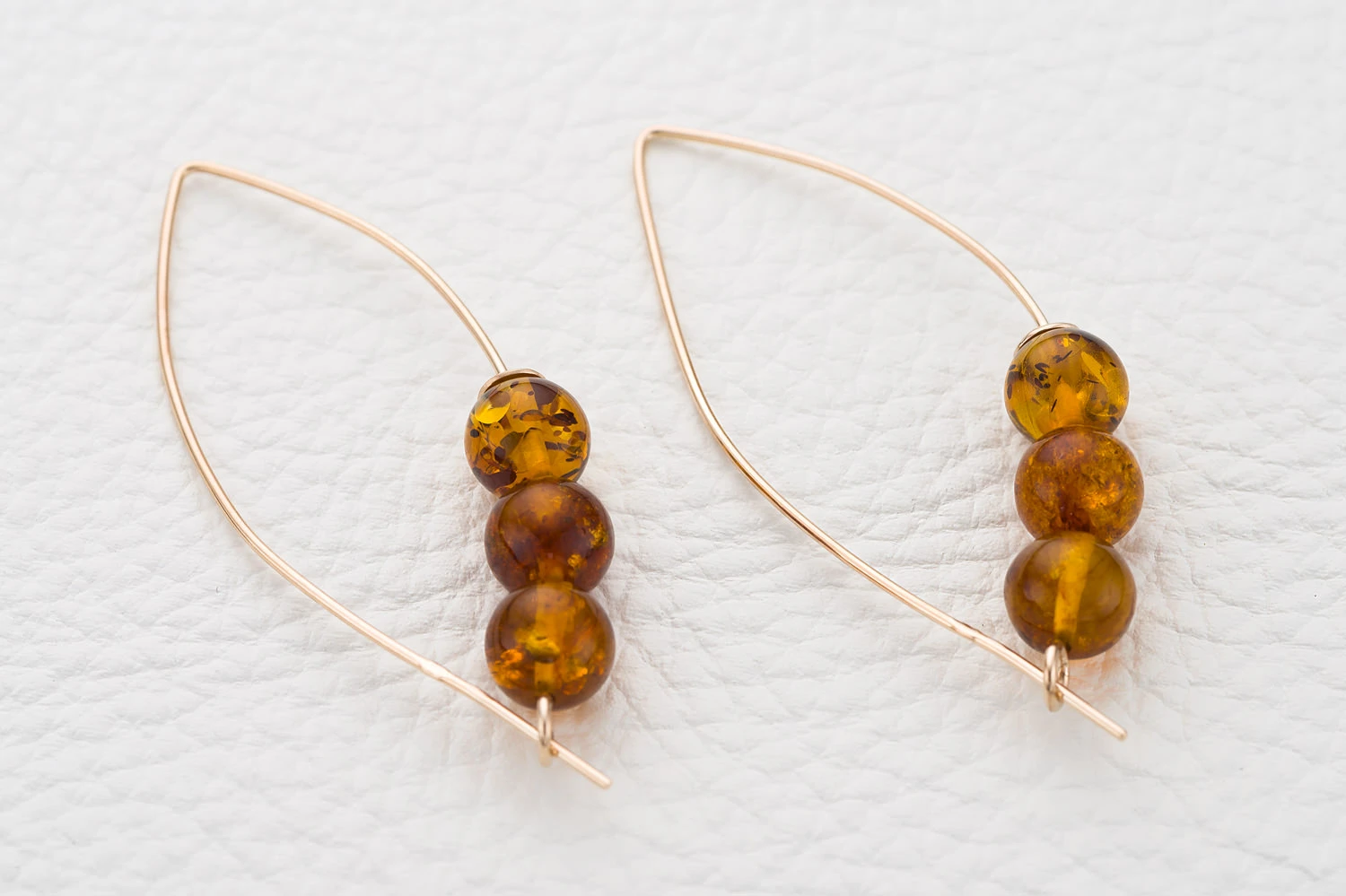 Серьги из красного золота с янтарём