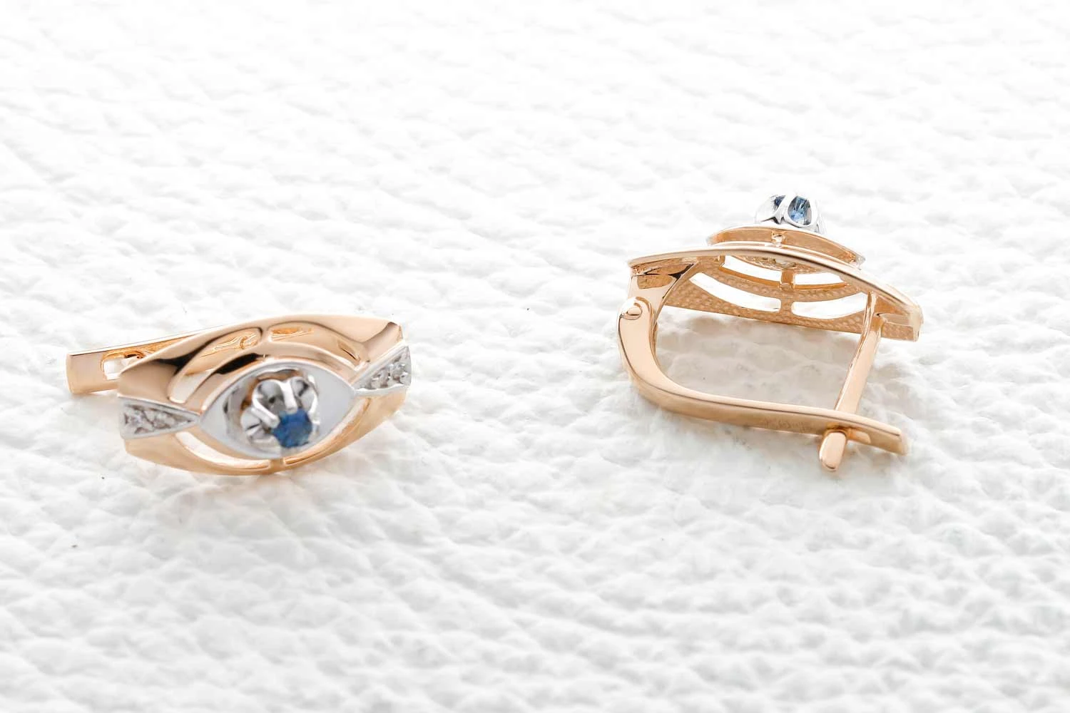 Серьги из красного золота с 2 сапфирами и 8 бриллиантами