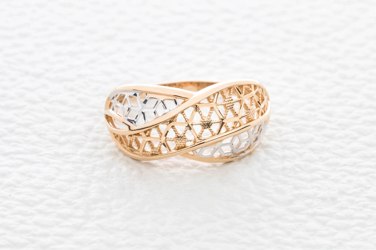 Кольцо из красного золота без вставок