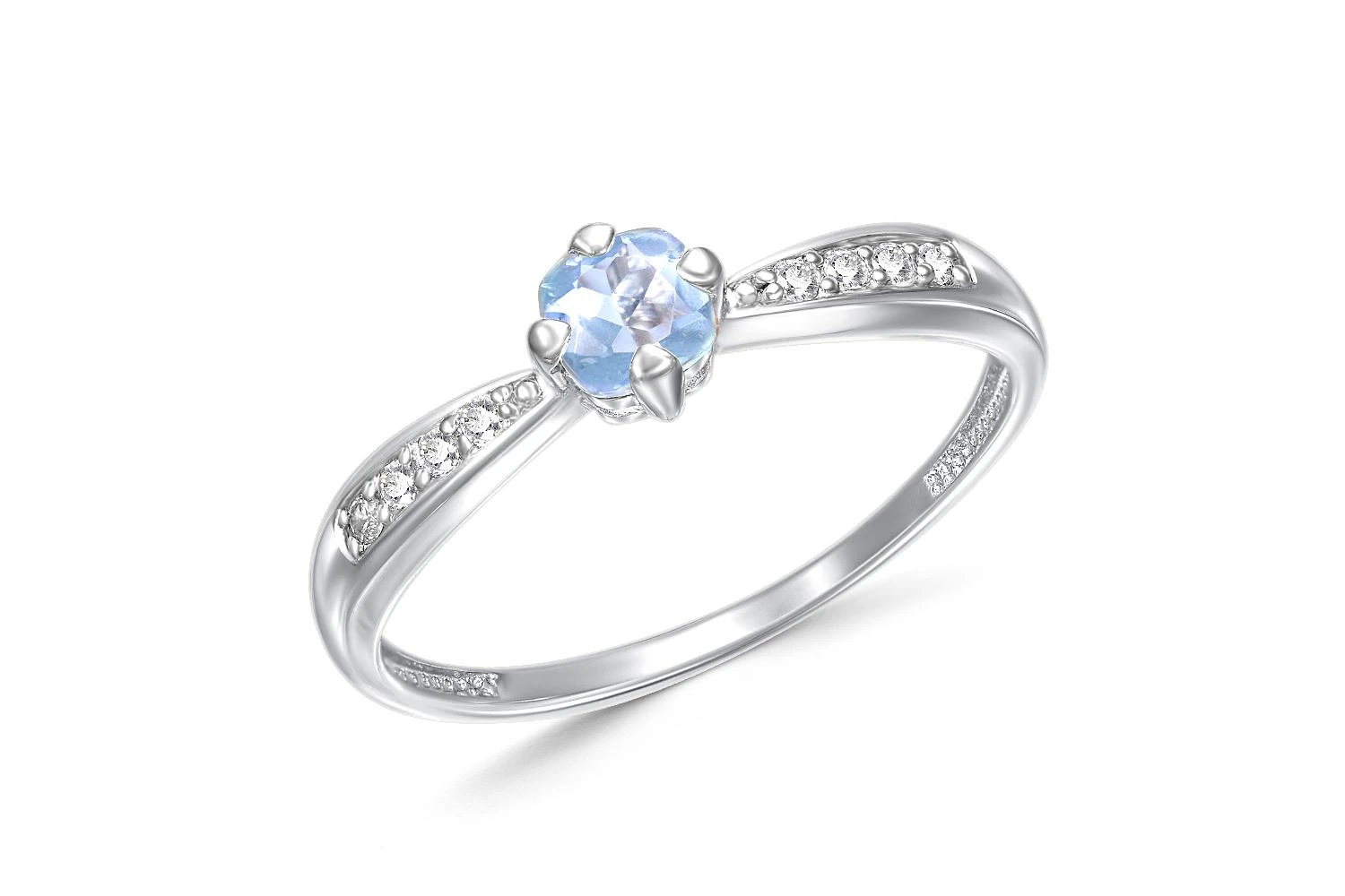 Кольцо из белого золота с топазом sky и 8 фианитами