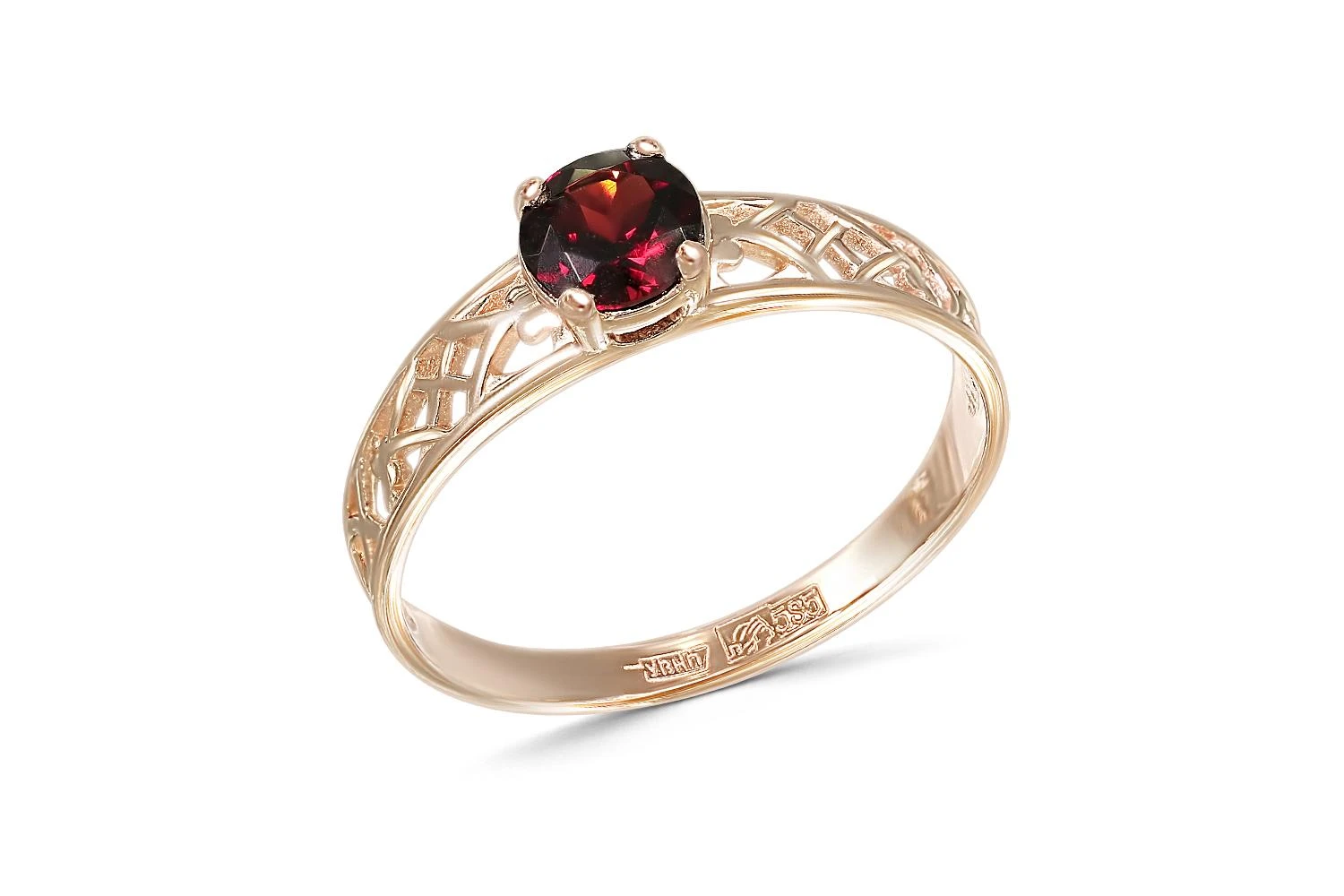 Кольцо из красного золота с гранатом