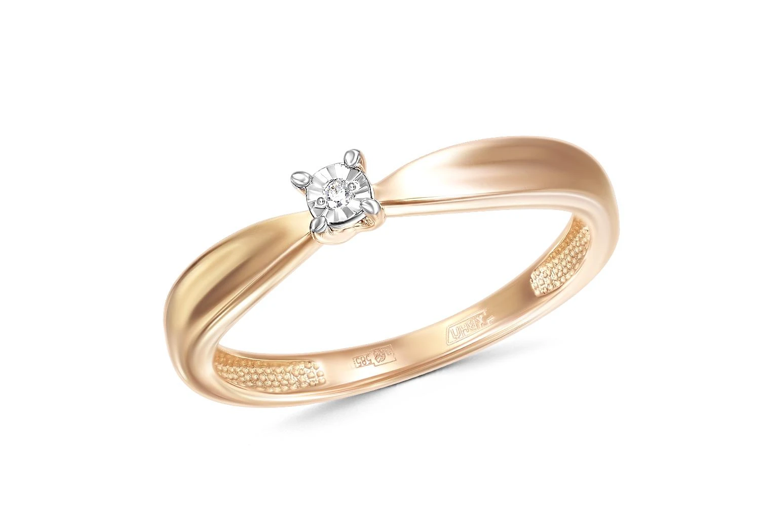 Кольцо из красного золота с бриллиантом