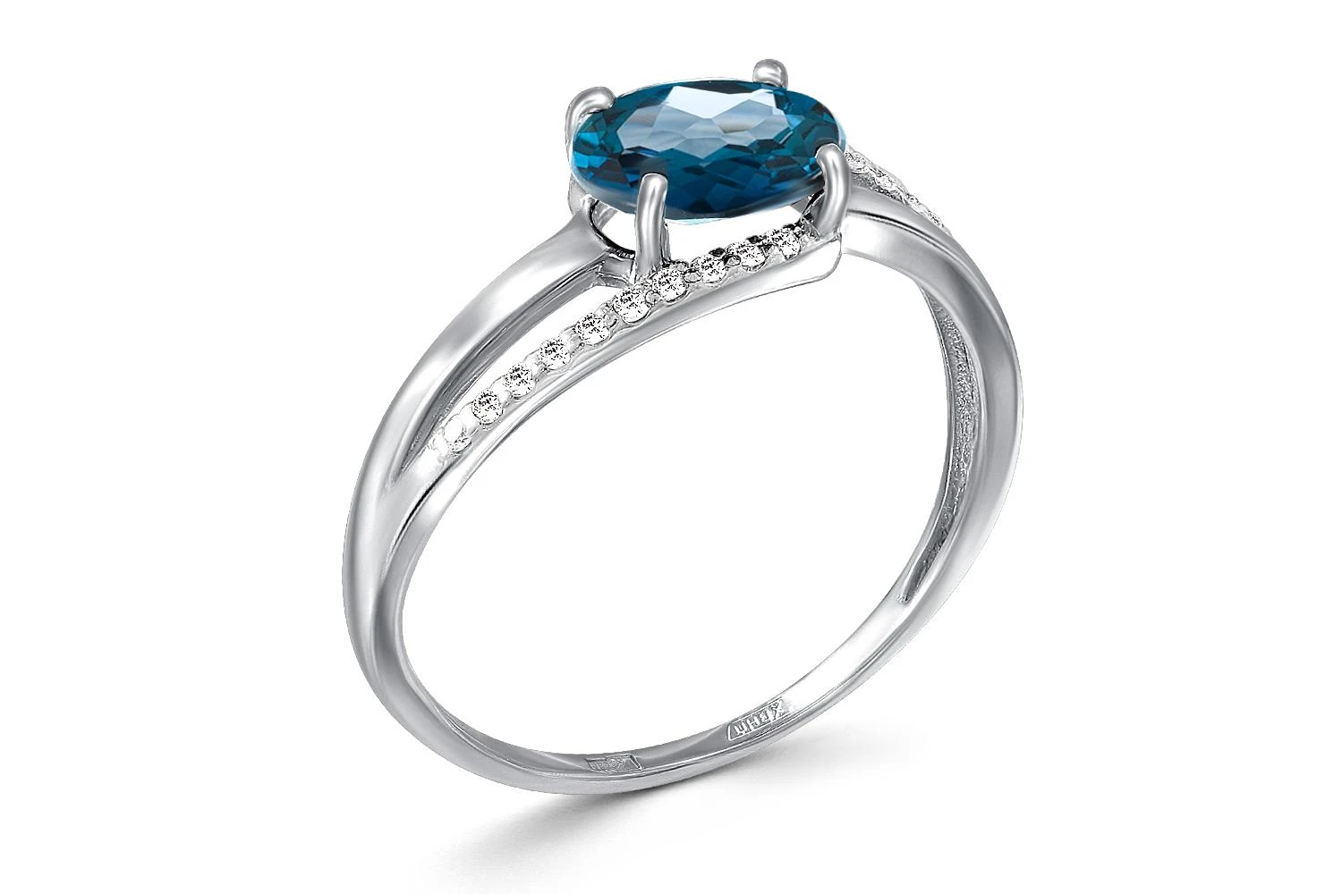 Кольцо из белого золота с топазом лондон и 20 фианитами