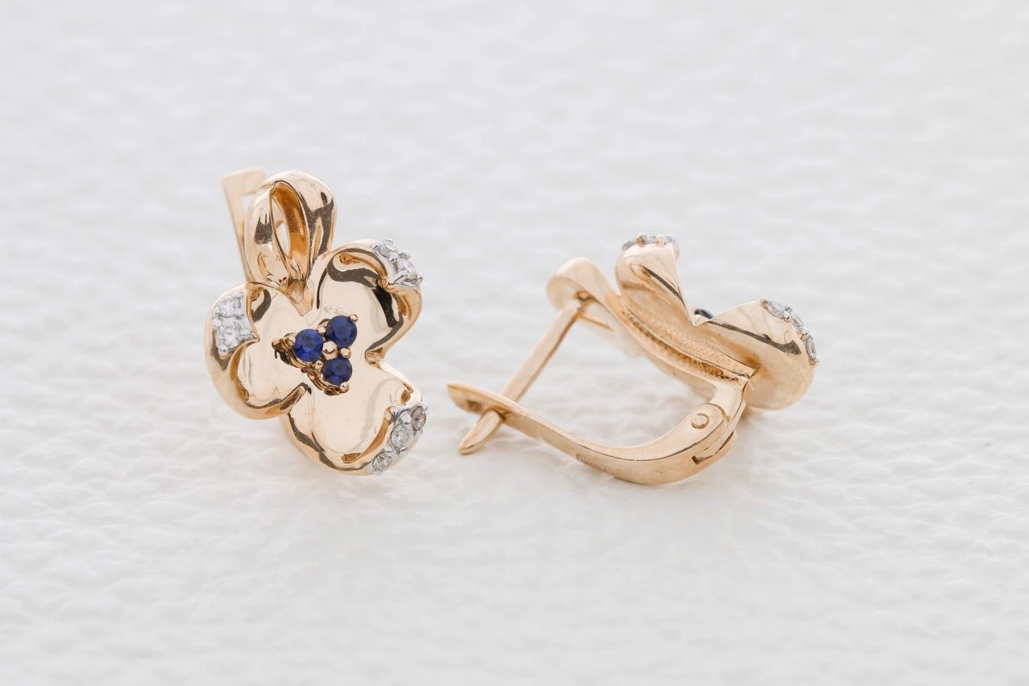 Серьги Цветы из красного золота с 6 сапфирами и 14 бриллиантами