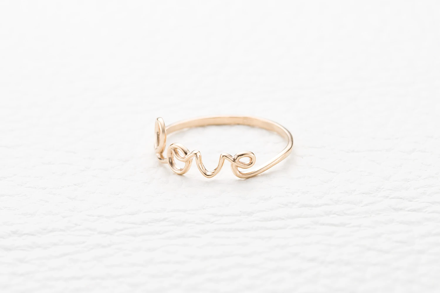 Кольцо из красного золота без вставок