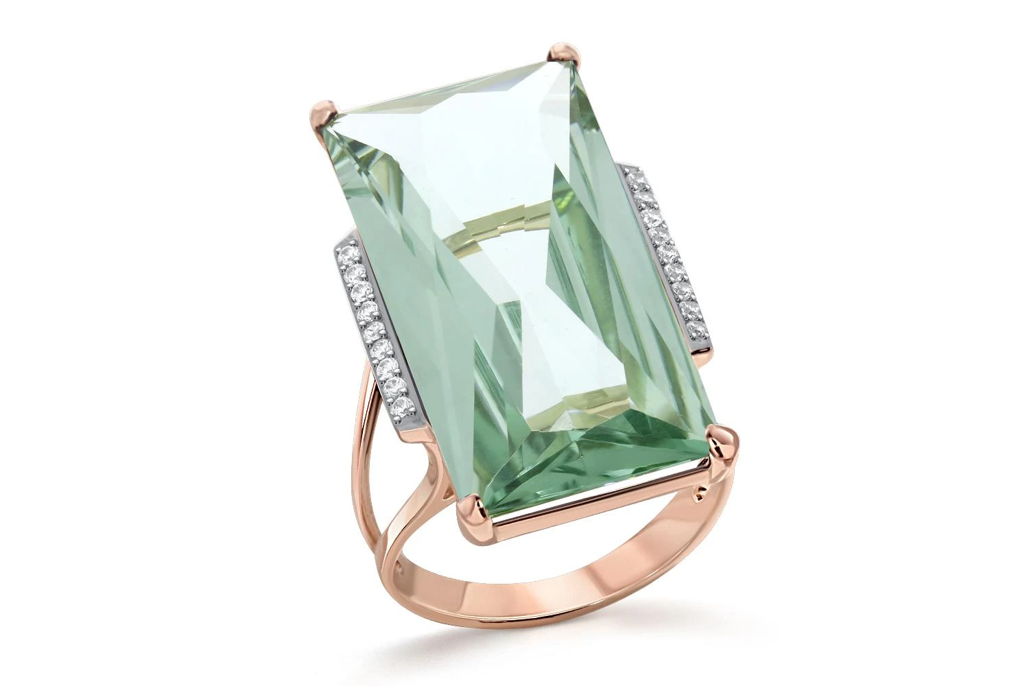 Кольцо из красного золота с наноситалом и 18 фианитами