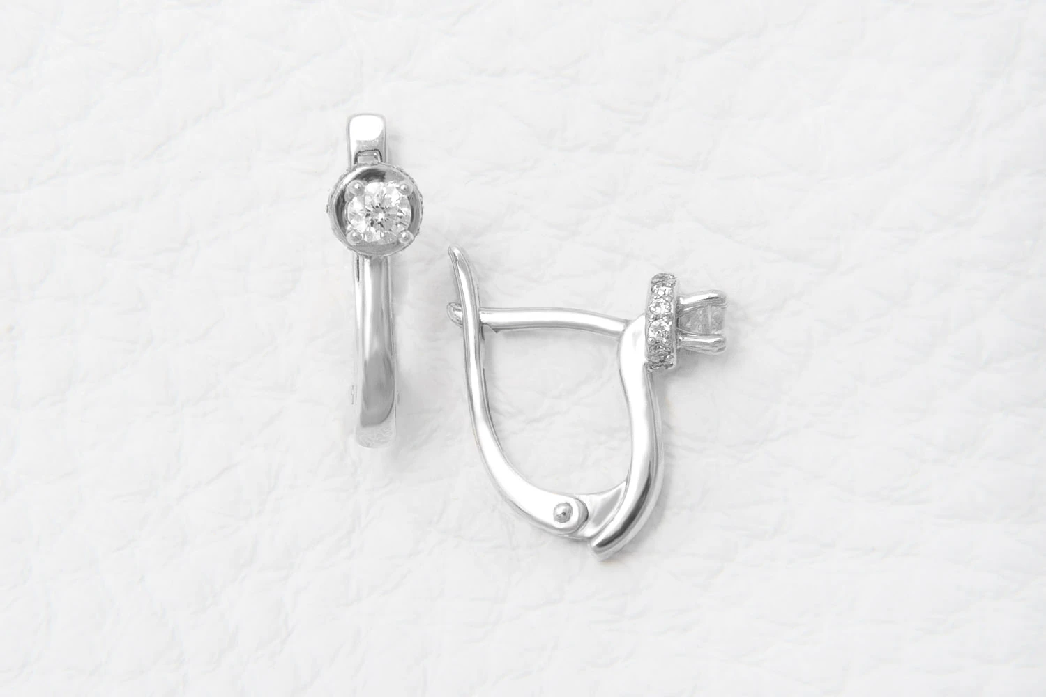 Серьги из белого золота с 26 бриллиантами