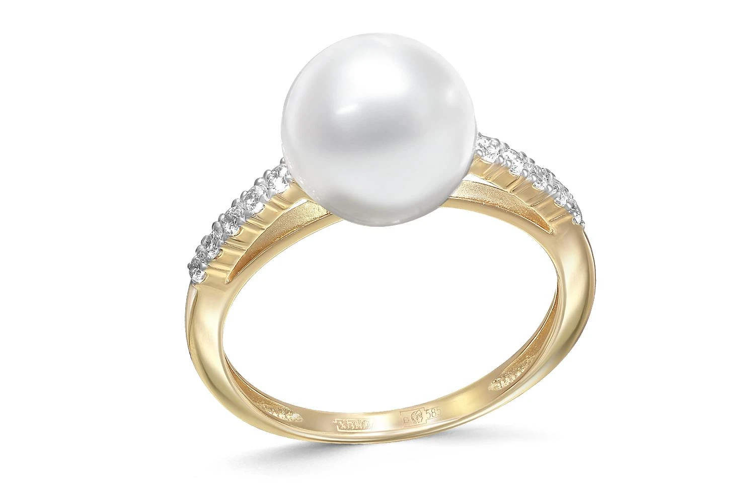 Кольцо из жёлтого золота с жемчугом и 10 фианитами