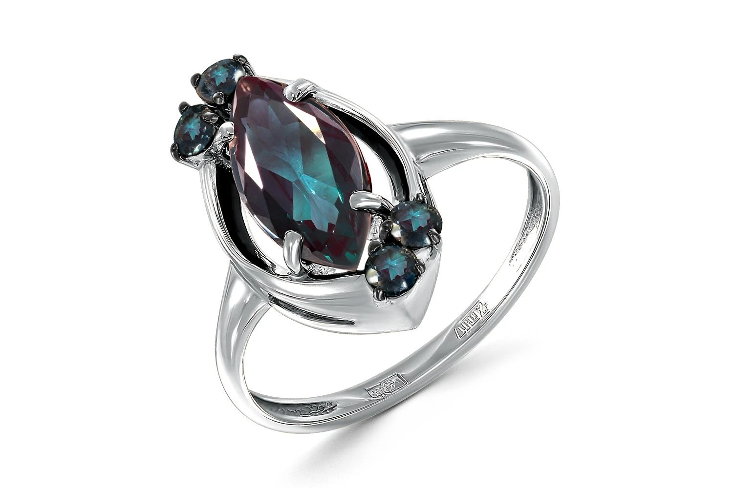 Кольцо из белого золота с 5 александритами