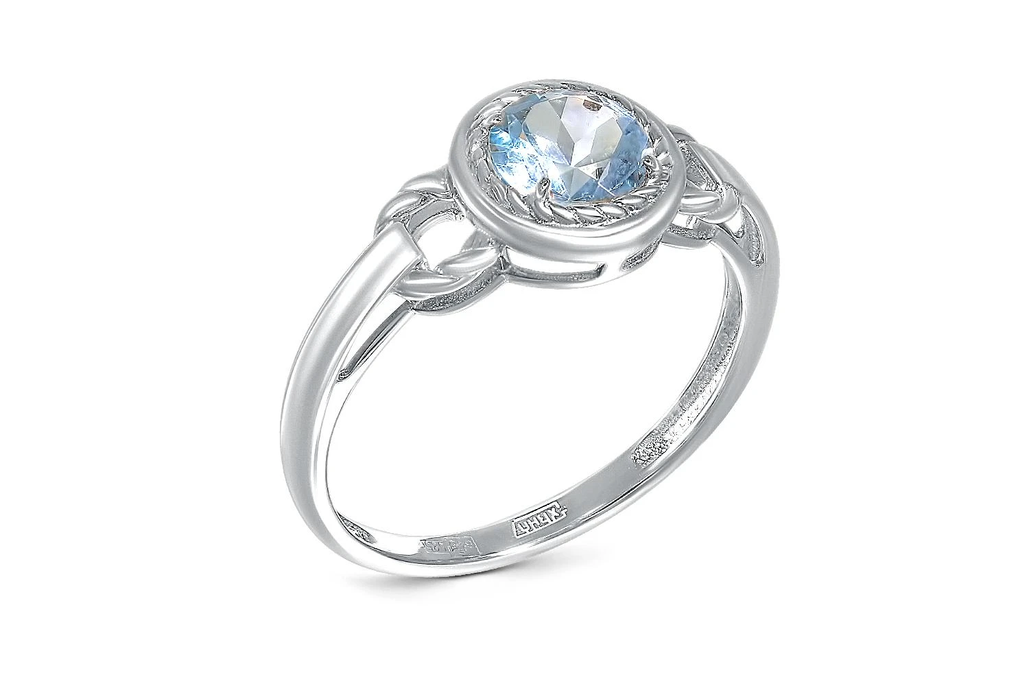 Кольцо из белого золота с топазом sky