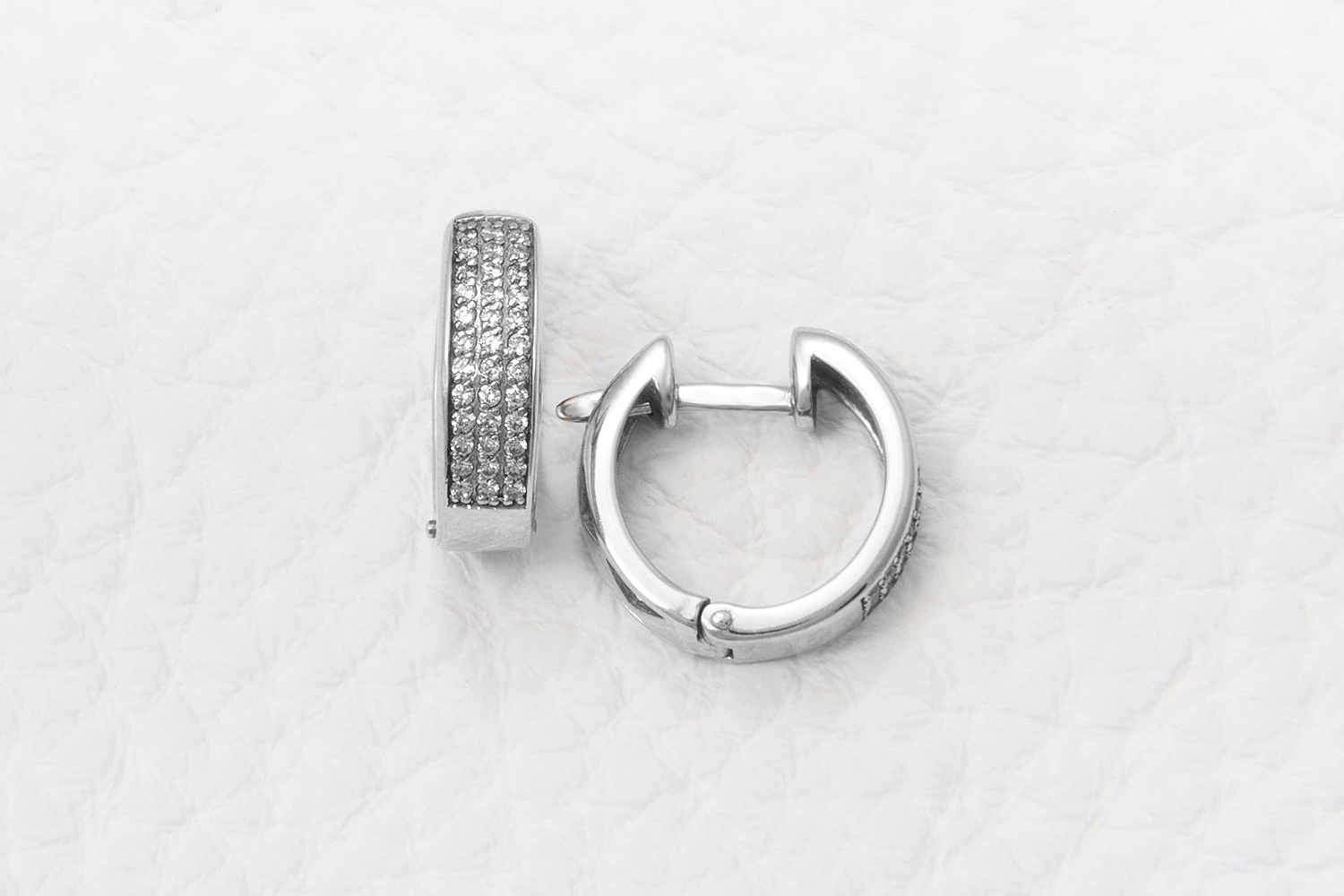 Серьги Дорожки из белого золота с 72 бриллиантами
