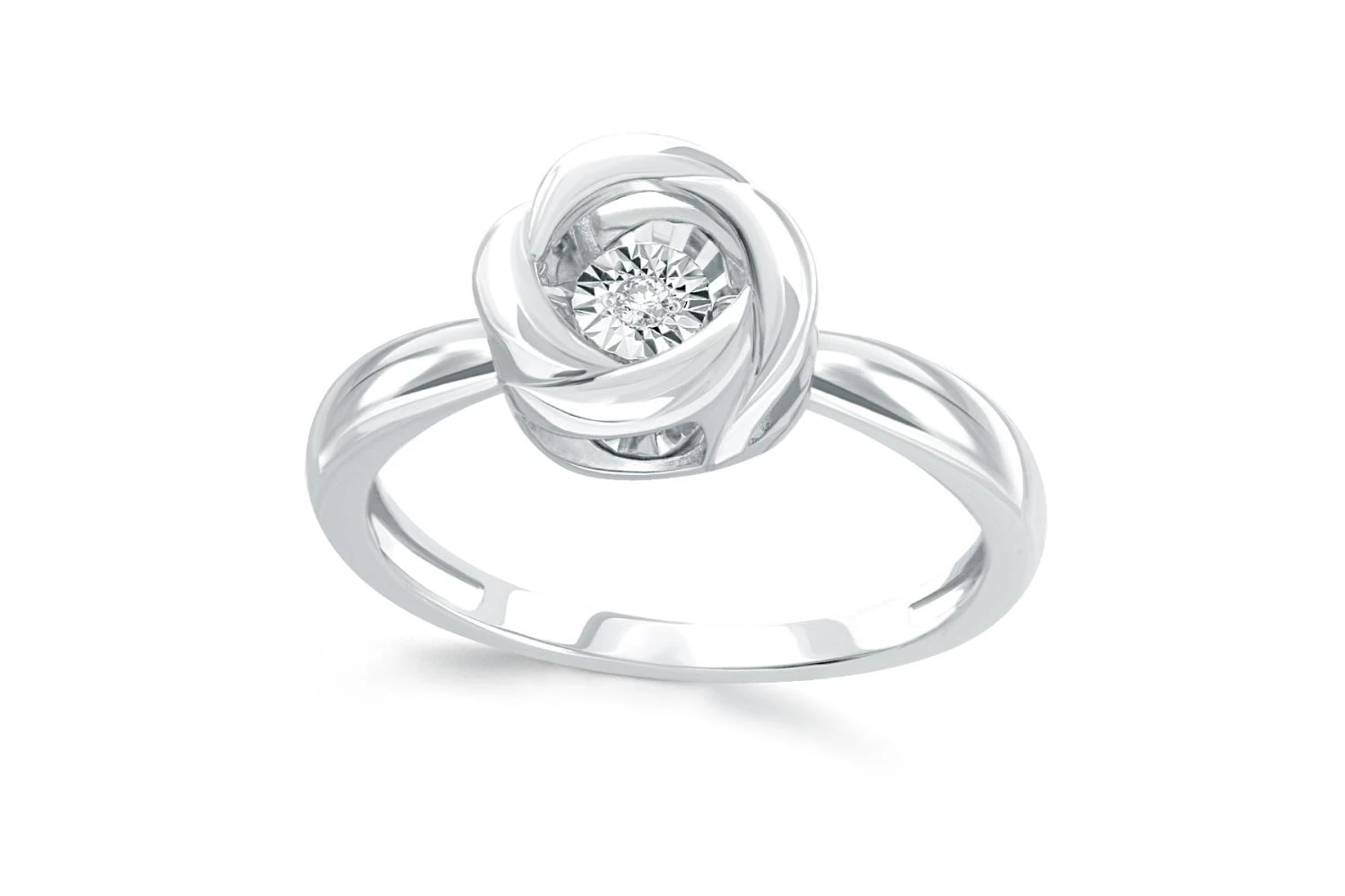 Кольцо из белого золота с бриллиантом