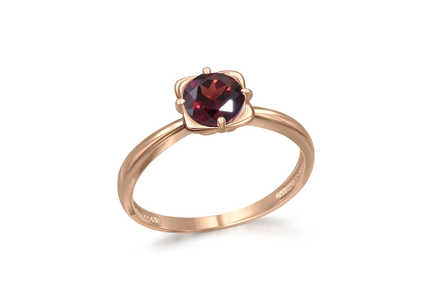 Кольцо из красного золота с гранатом