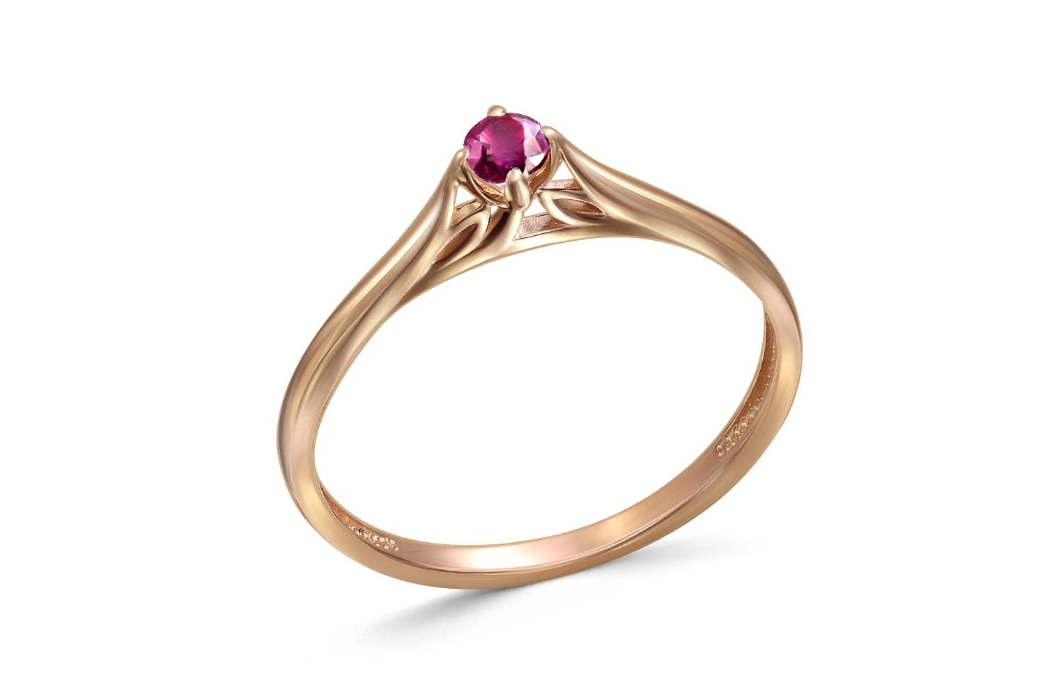 Кольцо из красного золота с рубином