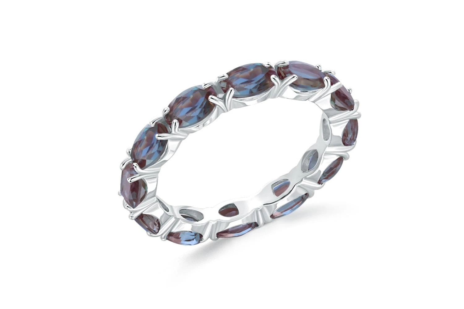 Кольцо Дорожка из белого золота с 12 александритами