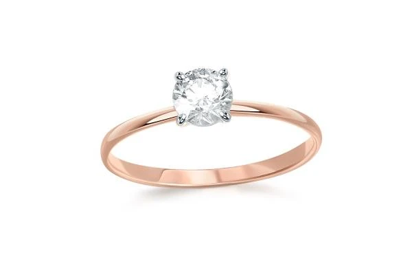 Кольцо помолвочное из красного золота с кристаллом swarovski
