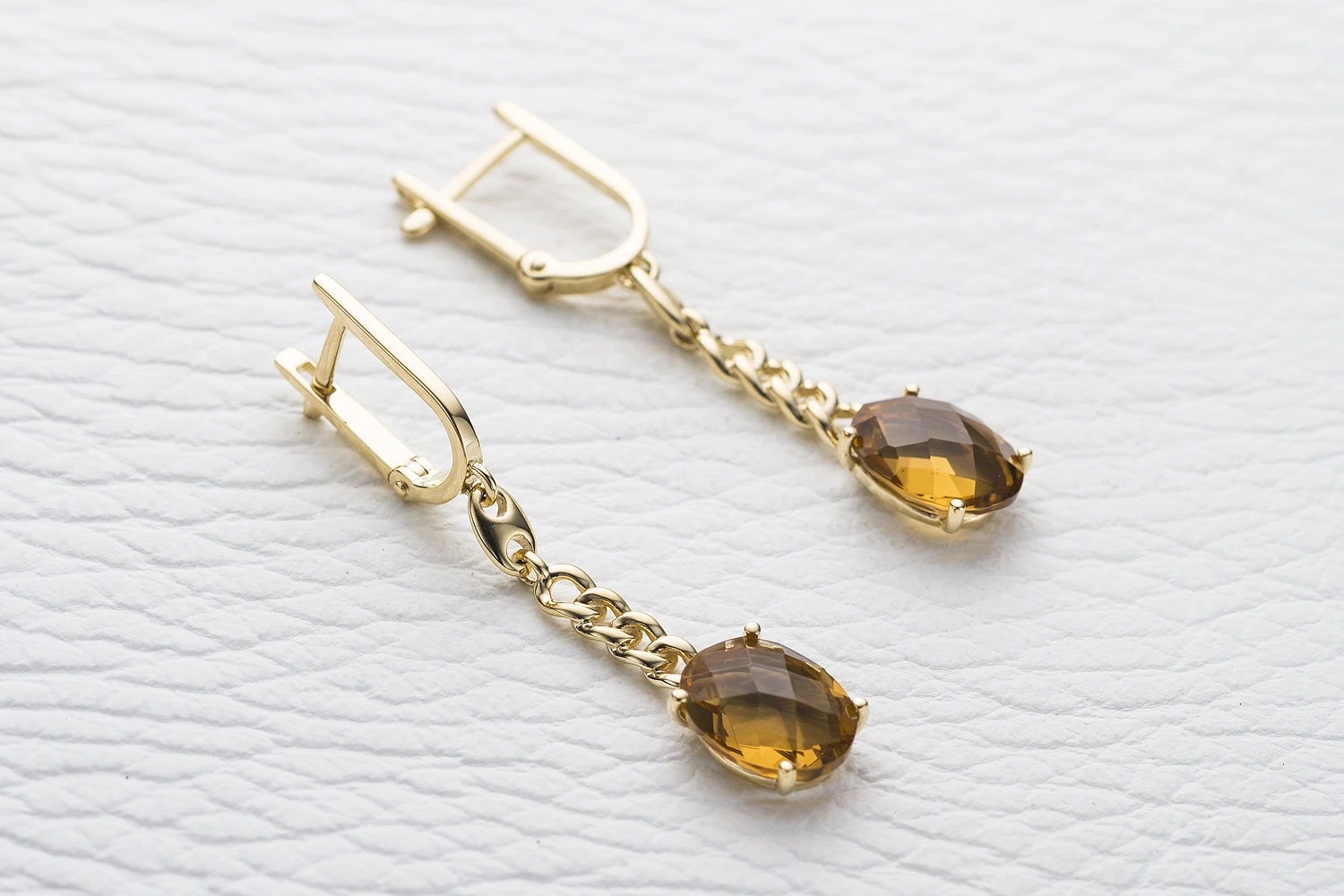 Серьги из жёлтого золота с 2 султанитами