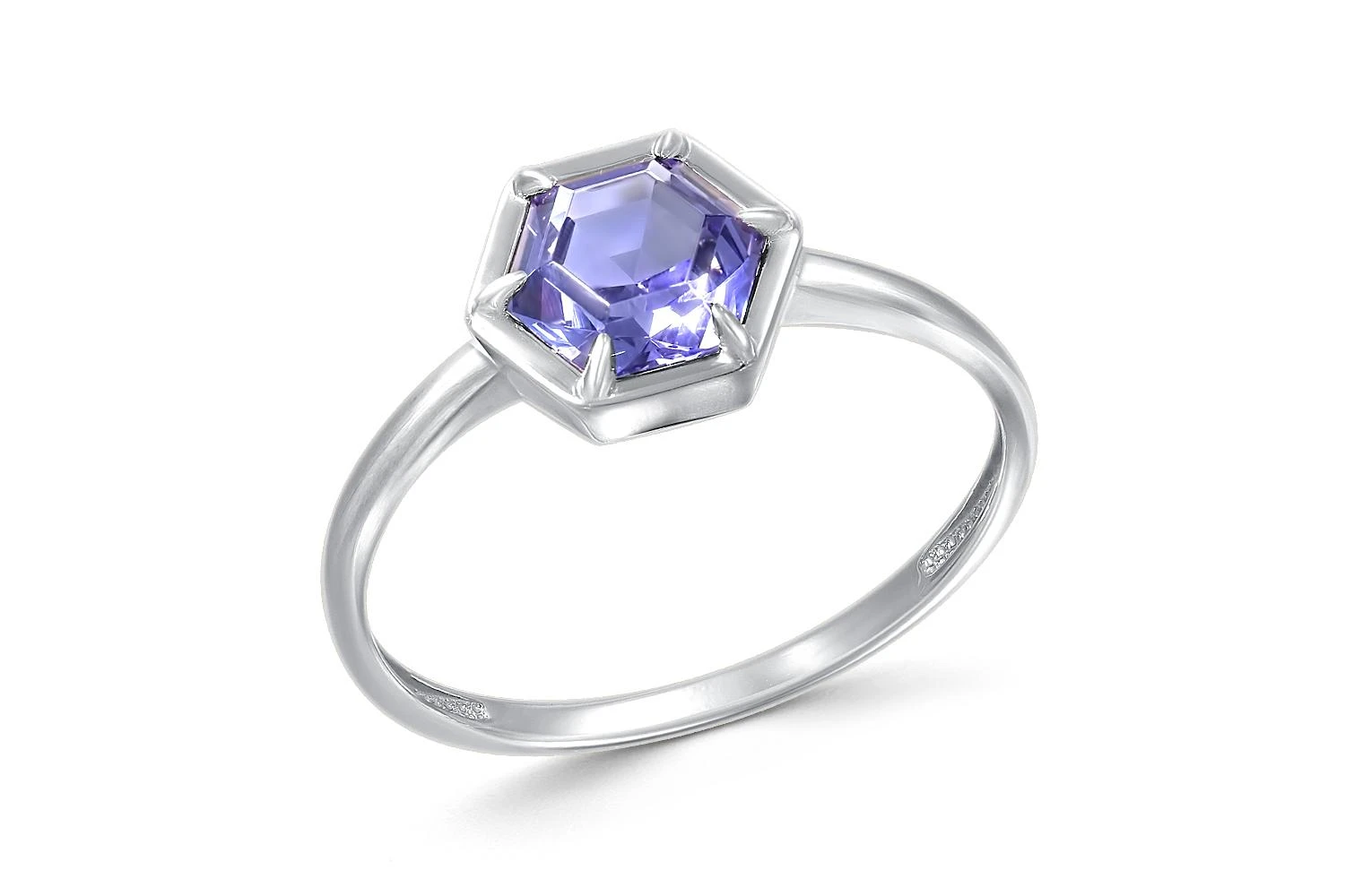 Кольцо из белого золота с ситаллом