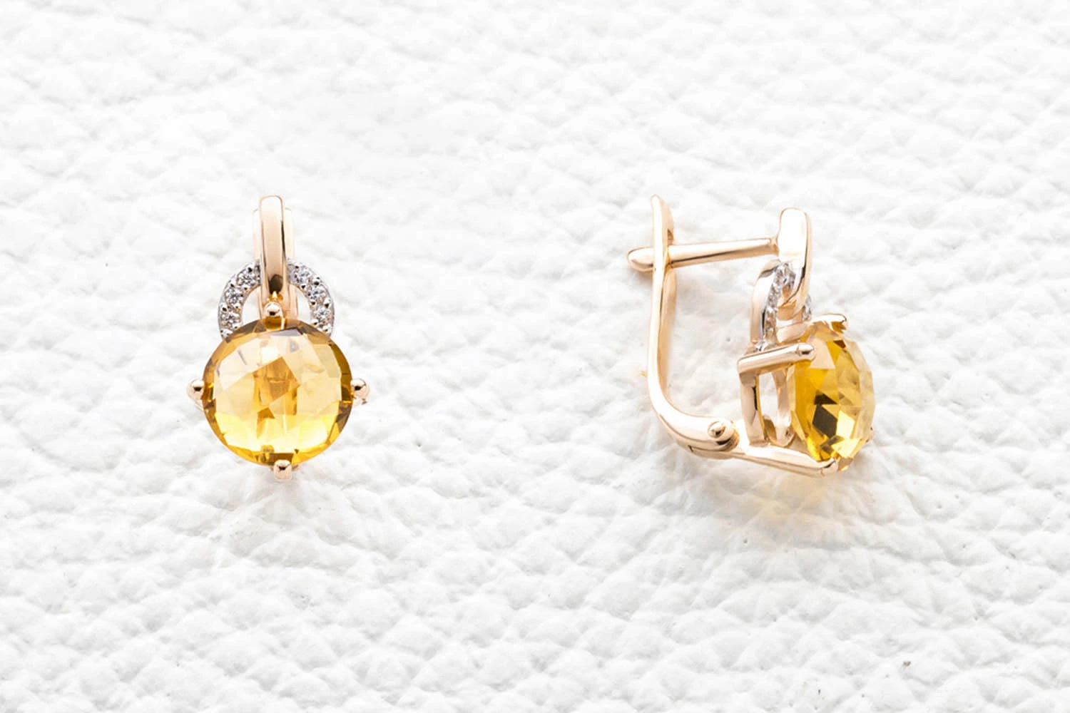 Серьги из красного золота с 18 цитринами