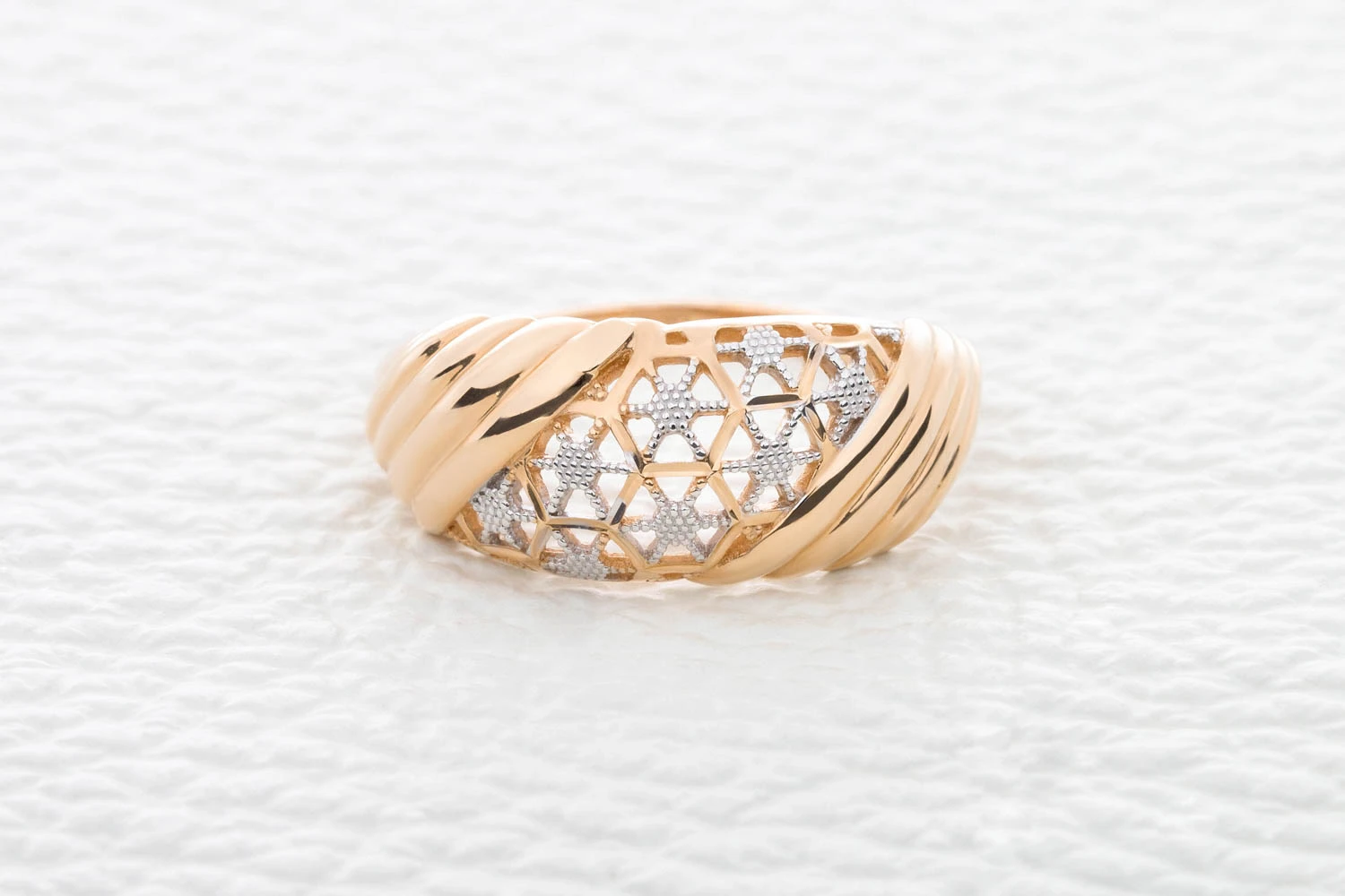 Кольцо из красного золота без вставок