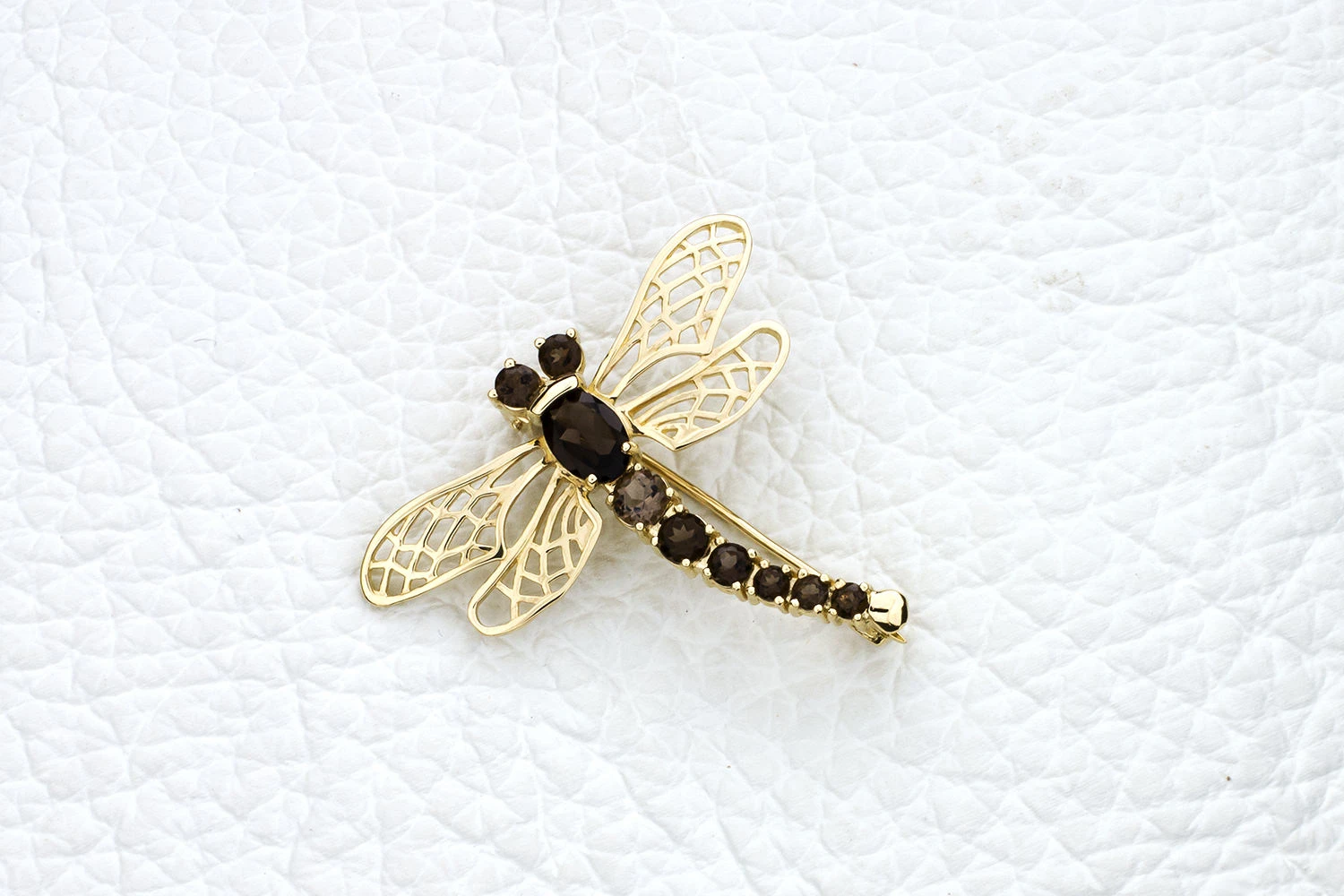 Брошь Стрекоза из жёлтого золота с 9 раухтопазами