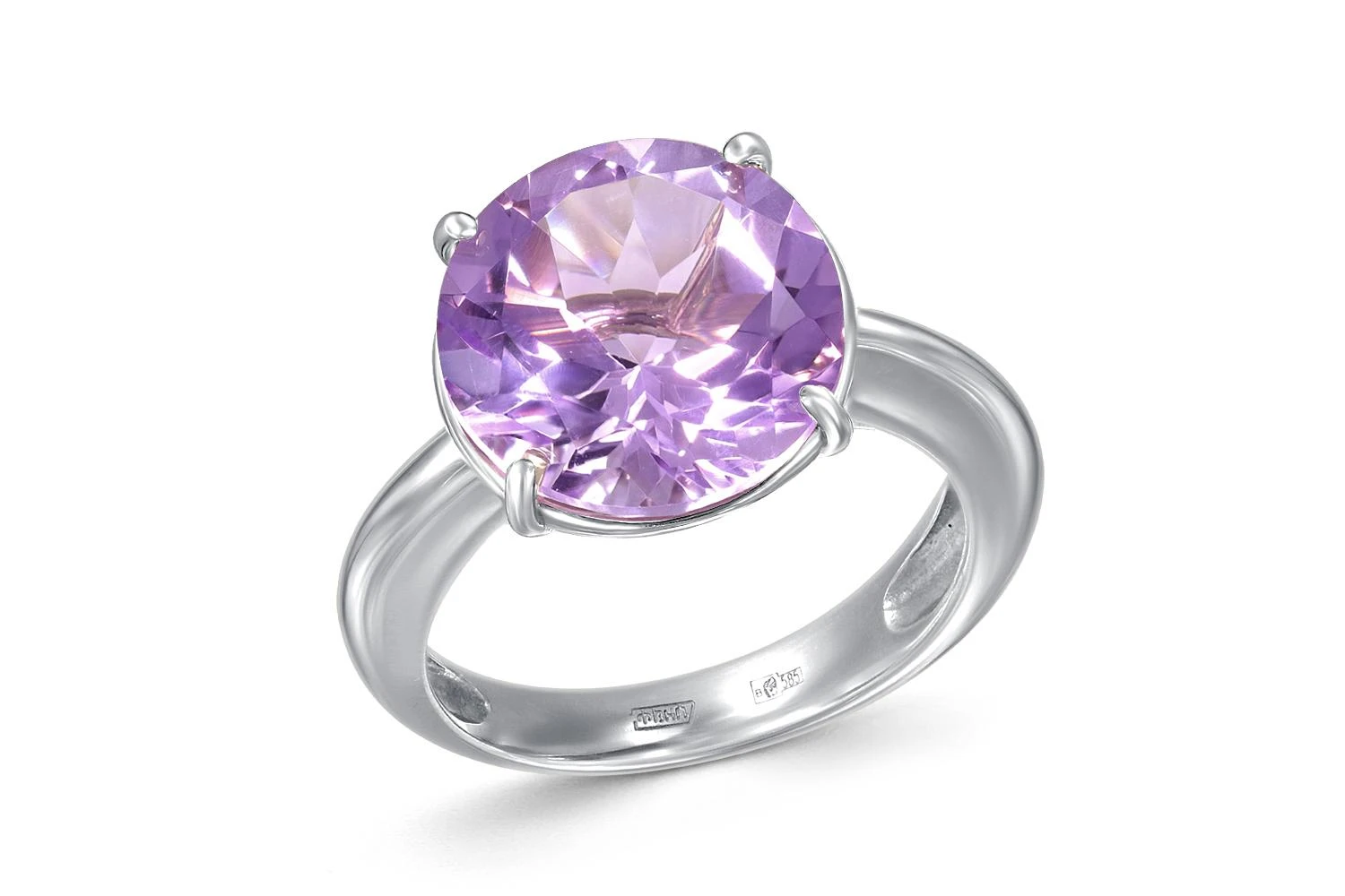 Кольцо из белого золота с аметистом