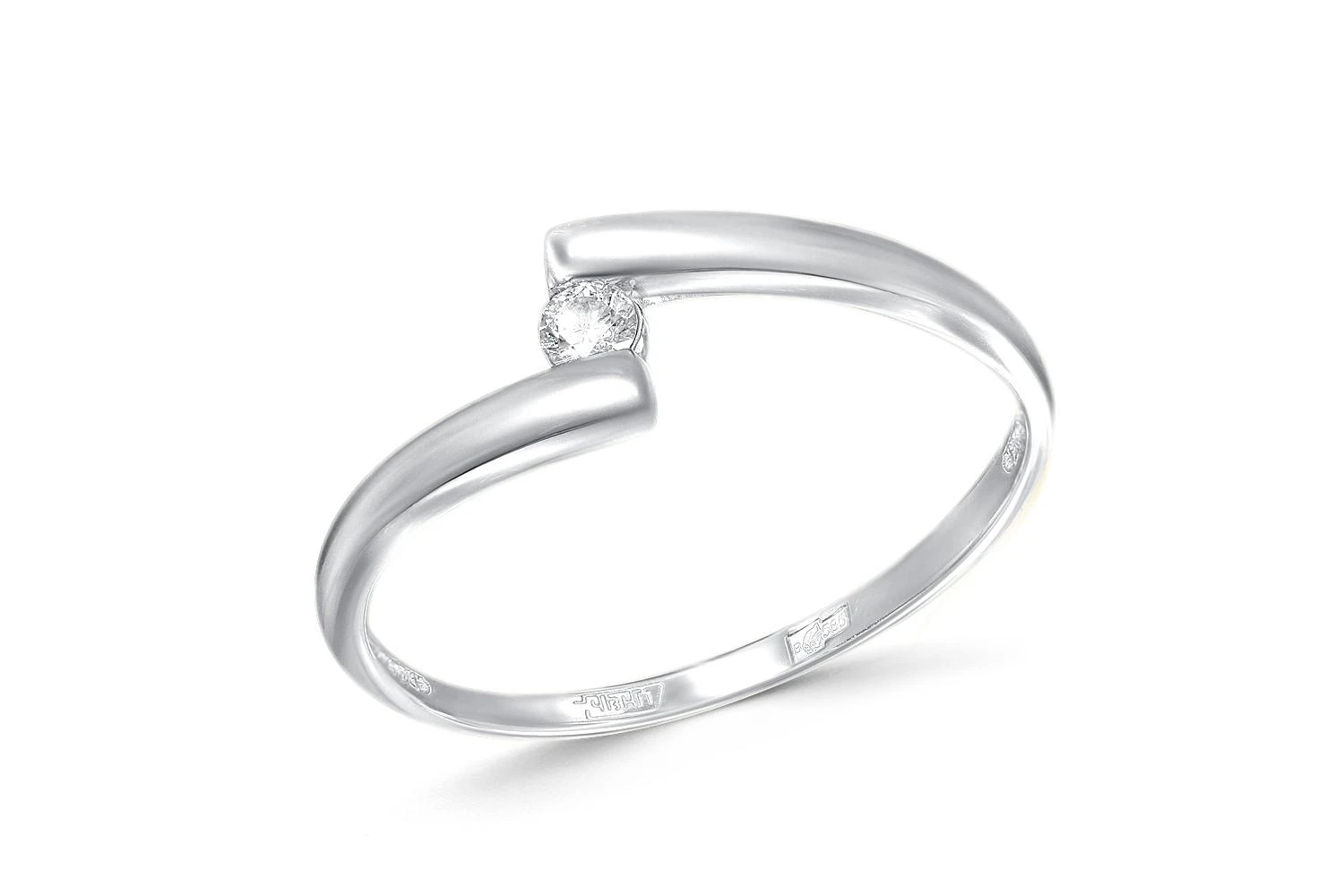 Кольцо из белого золота с бриллиантом