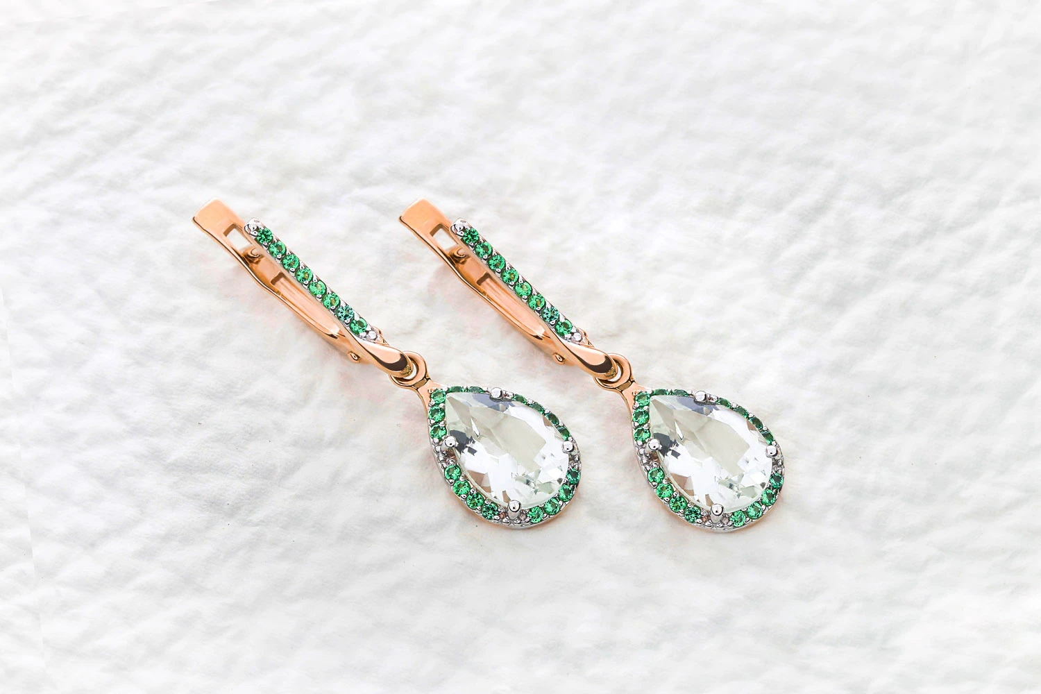 Серьги из красного золота с 2 празиолитами и 50 фианитами