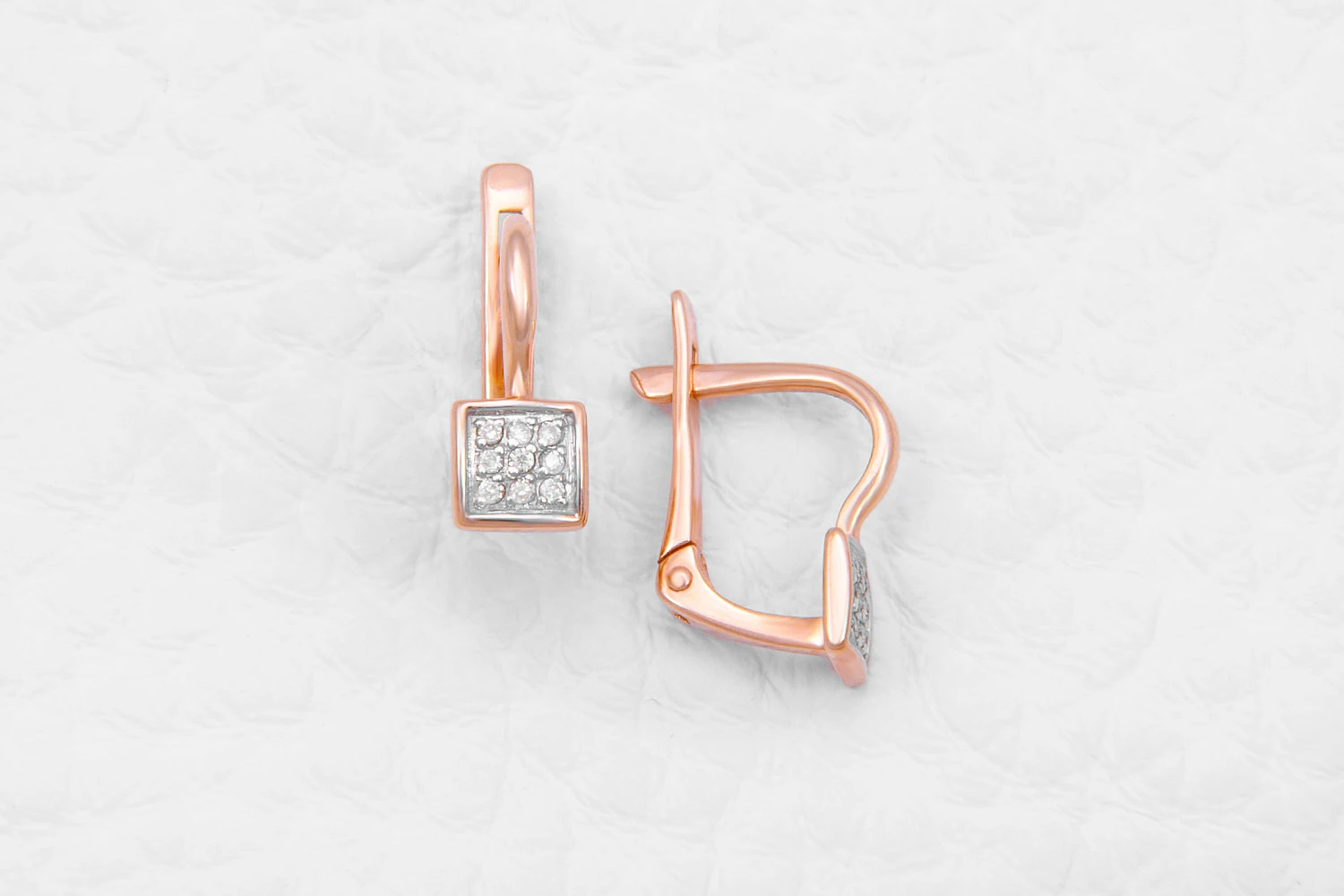 Серьги из красного золота с 18 бриллиантами