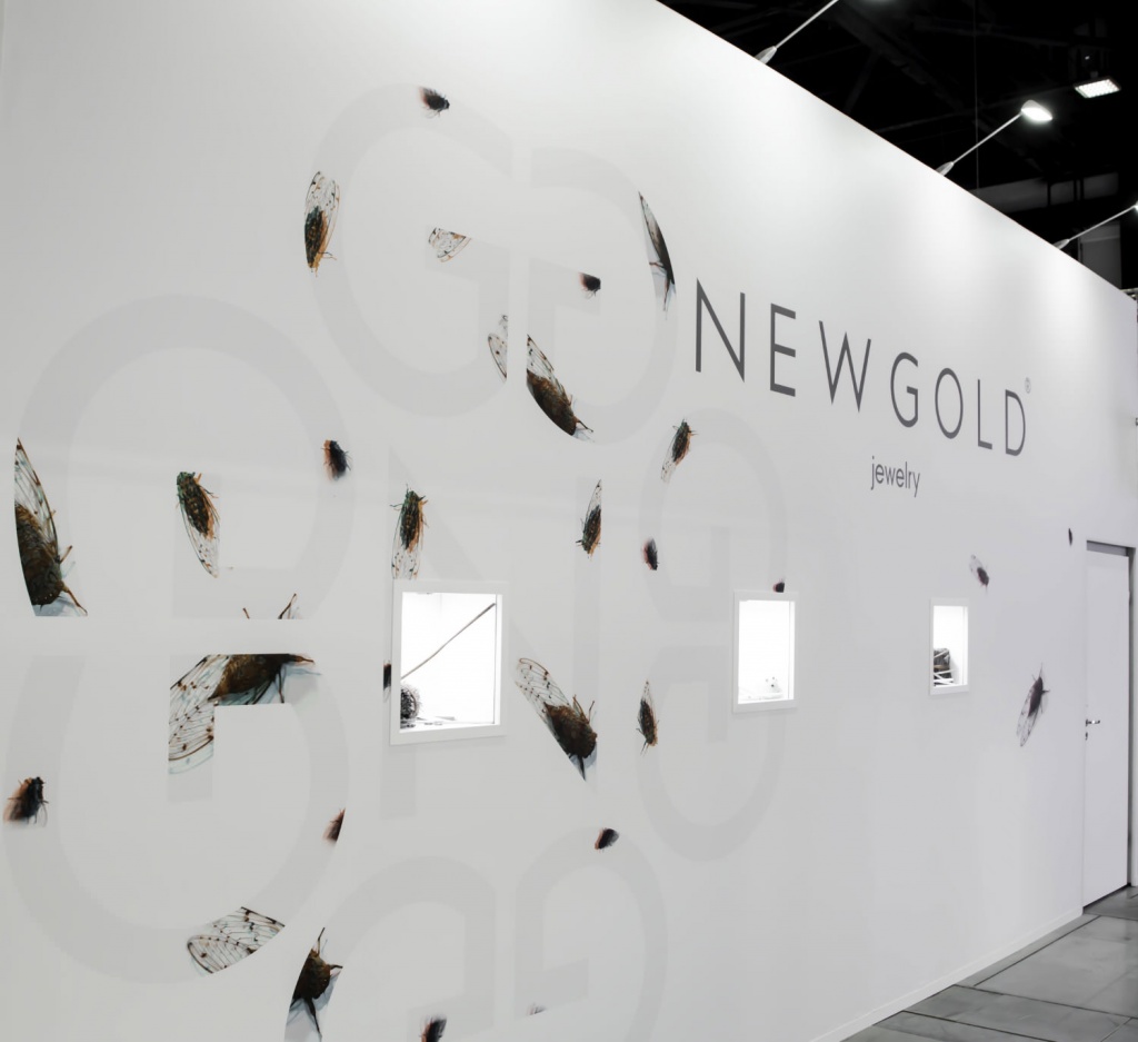 Стенд NEWGOLD