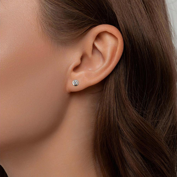 Серьги-пусеты из белого золота с 2 выращенными бриллиантами