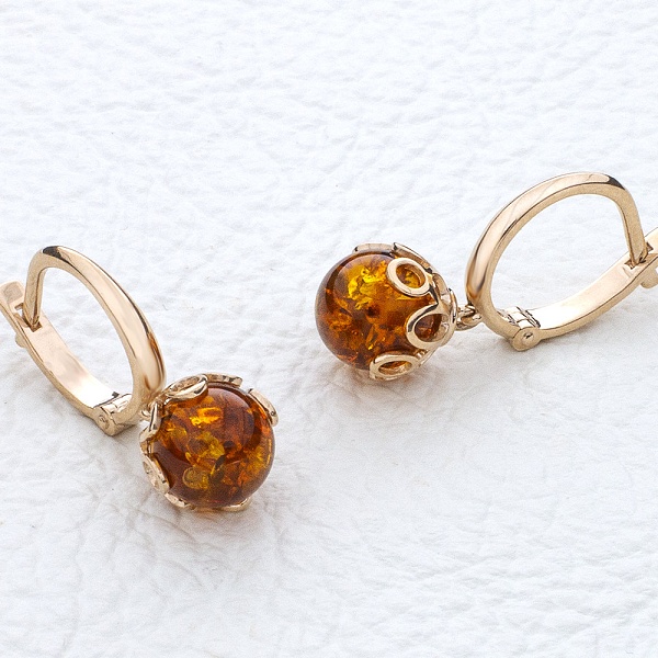 Серьги из красного золота с янтарём