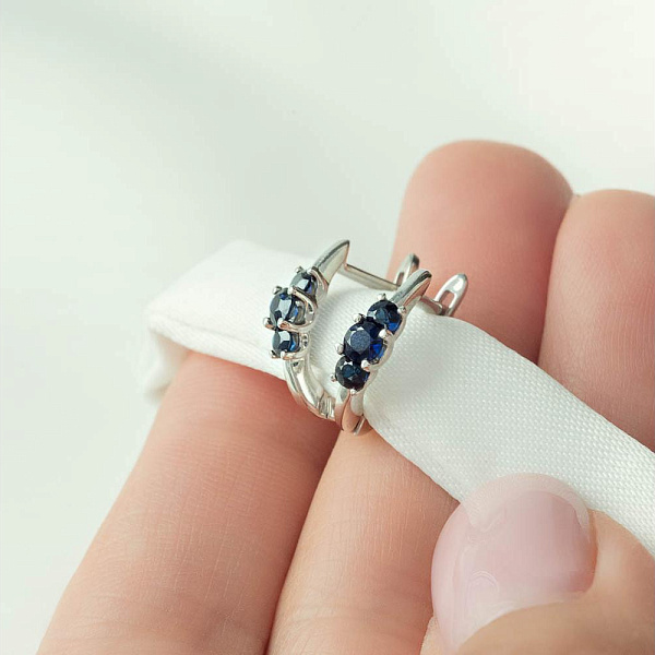 Серьги из белого золота с 6 сапфирами