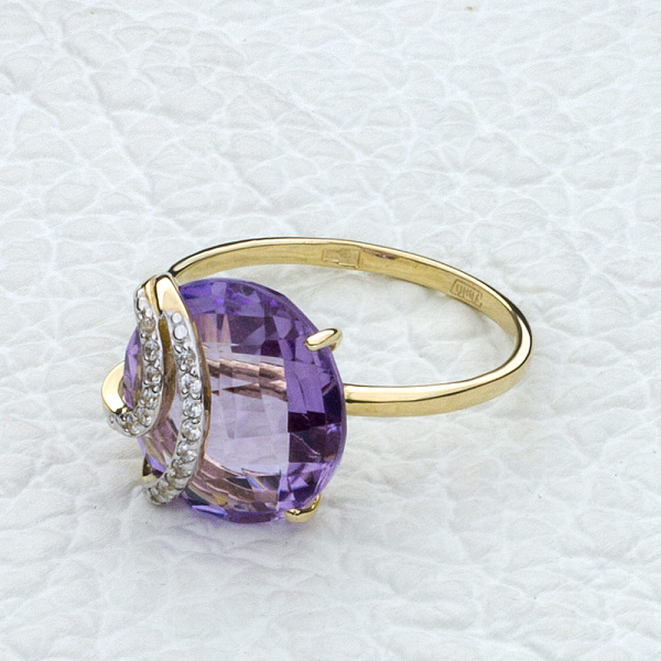 Кольцо из жёлтого золота с 16 аметистами