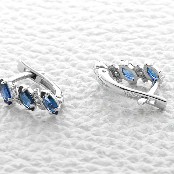 Серьги из белого золота с 6 сапфирами и 4 бриллиантами