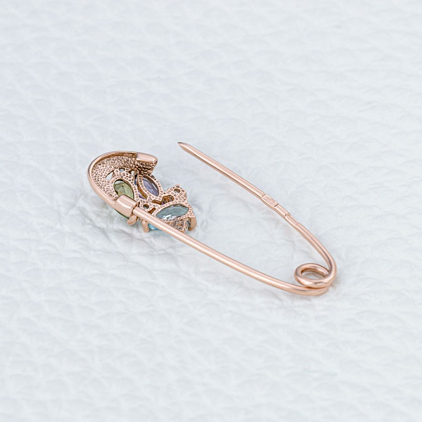 Булавка из красного золота с хризолитом, фианитами и аметистом