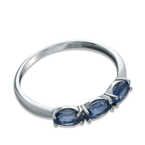 Кольцо из белого золота с 3 топазами лондон