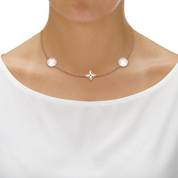 Колье Клевер из красного золота с перламутром и фианитом