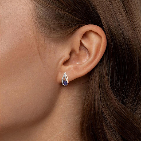 Серьги из красного золота с 2 иолитами и 40 фианитами