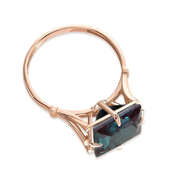 Кольцо из красного золота с александритом