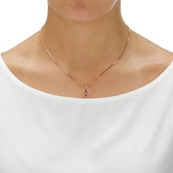 Подвеска из красного золота с 3 рубинами