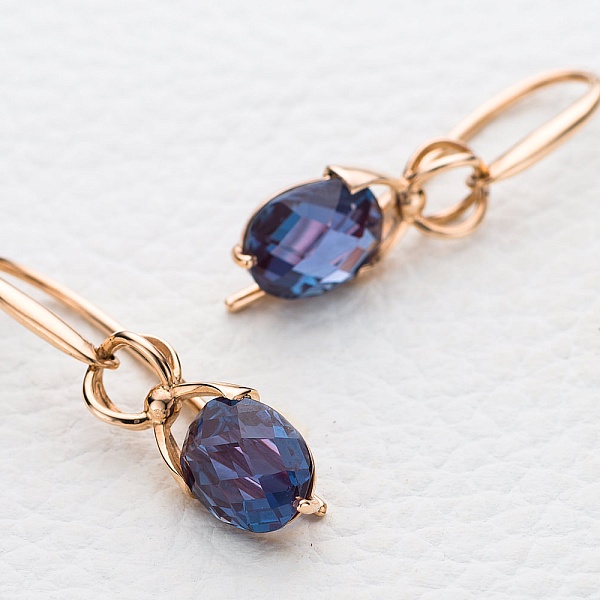 Серьги из красного золота с 2 александритами