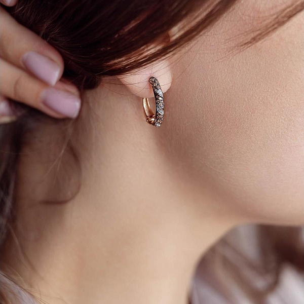 Серьги из красного золота с 82 фианитами